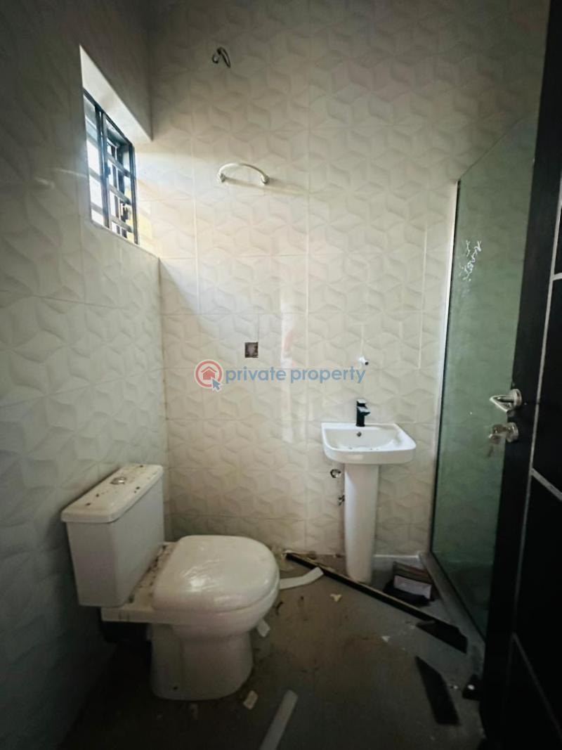 4 bedroom Detached Duplex For Sale Magodo GRA Phase 1 Ojodu Lagos - 2