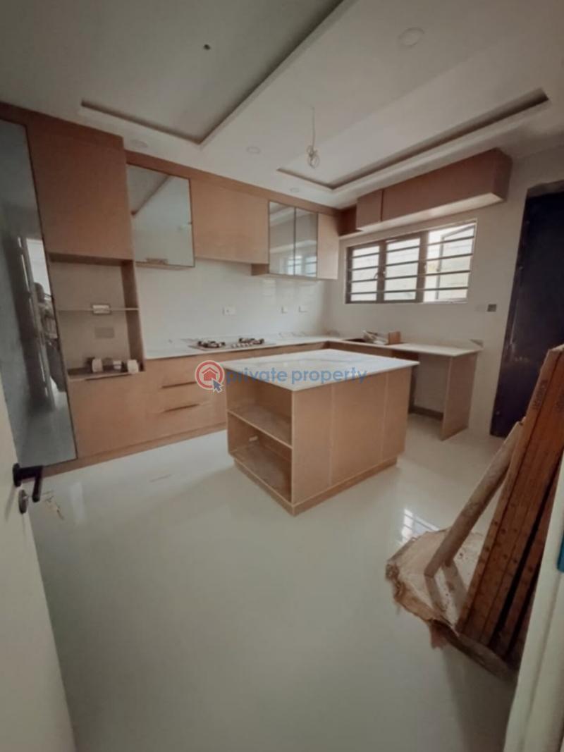 4 bedroom Semi detached Duplex For Sale Opebi Ikeja Lagos - 15
