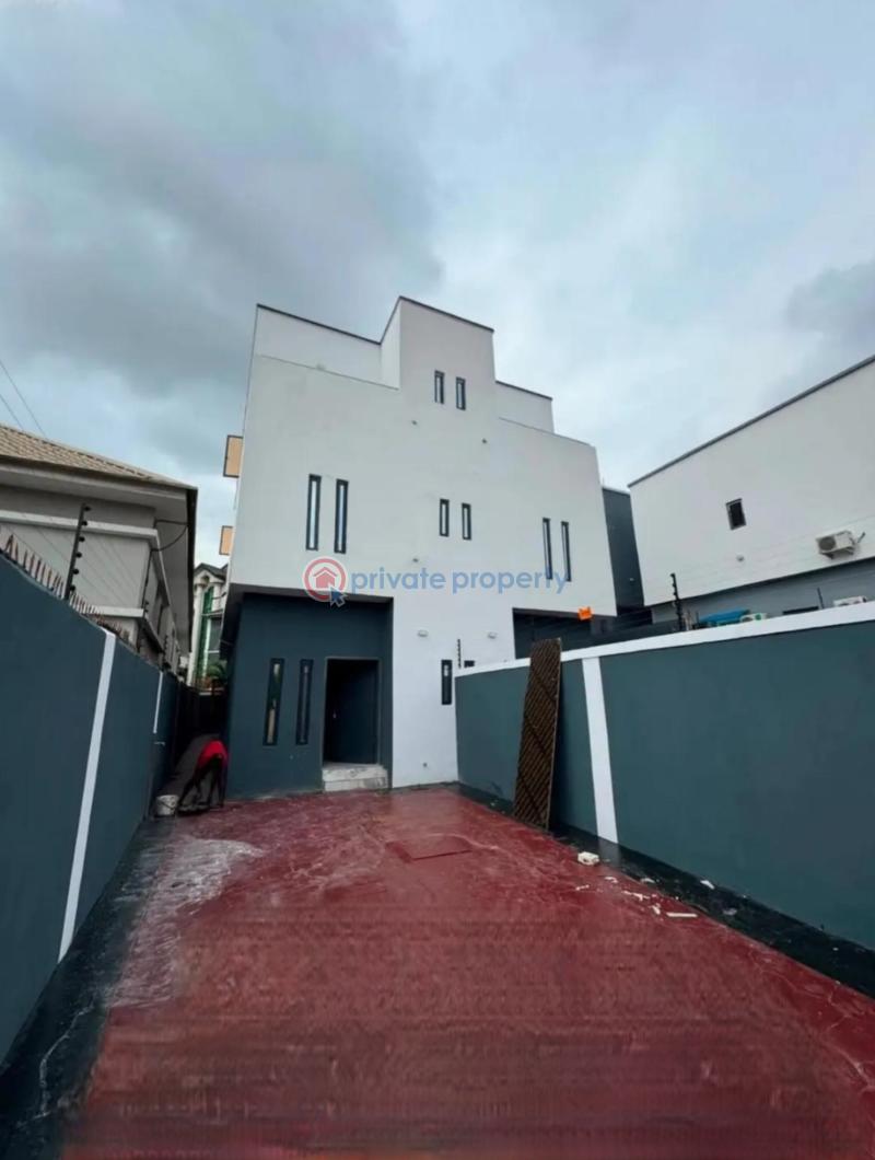 4 bedroom Semi detached Duplex For Sale Berger Ojodu Lagos