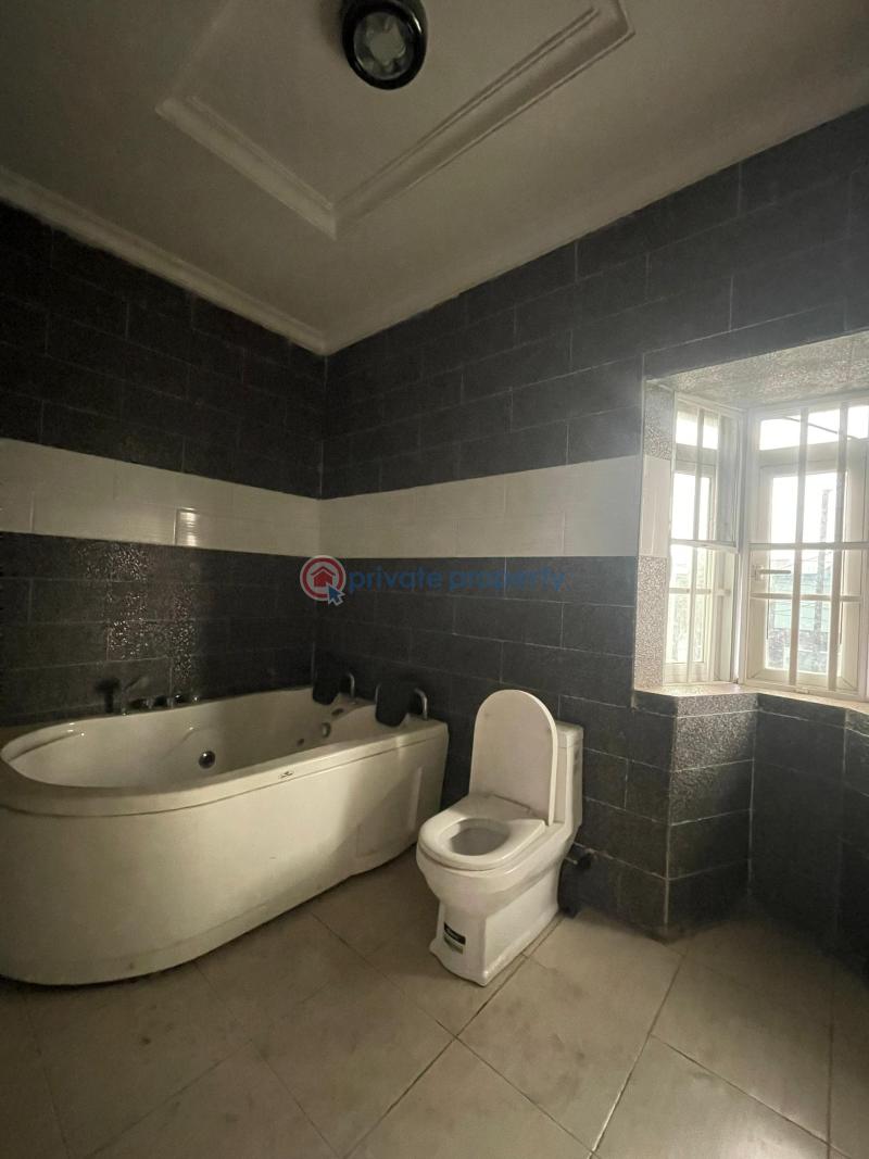 Spaciously built 4 bedroom semi detached duplex with bq - 3 4 bedroom Duplex For Sale Magodo Gra Magodo Kosofe/Ikosi Lagos - 3
