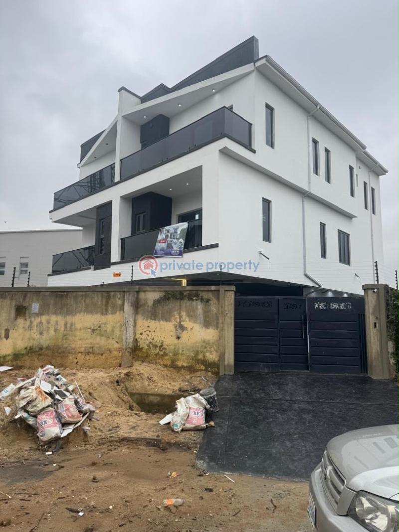 4 bedroom Semi detached Duplex For Sale Spaciously Built 4 Bedroom Semi Detached Duplex With A Room Bq, Omole Phase 1 Omole Phase 1 Ojodu Lagos - 23
