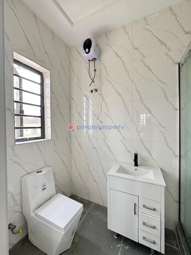4 bedroom Semi detached Duplex For Sale Magodo GRA Phase 1 Ojodu Lagos - 1