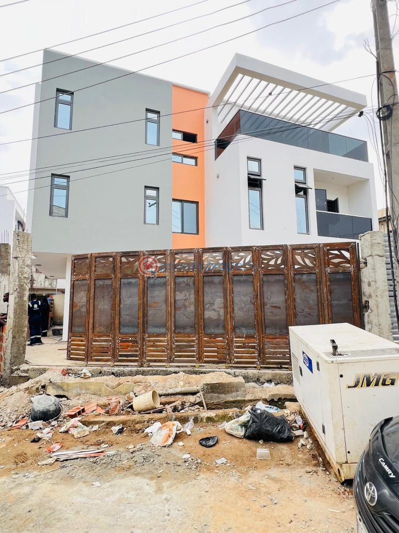 4 bedroom Semi detached Duplex For Sale Maryland Lagos - 2