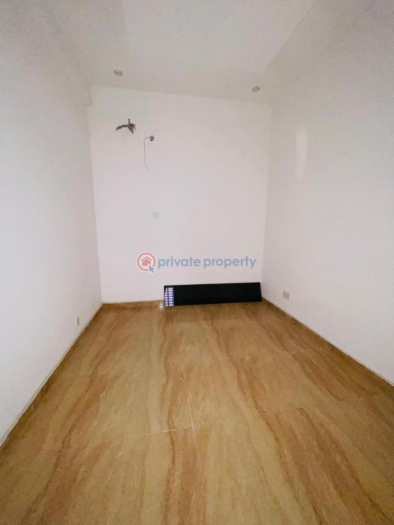 Spaciously built 4 bedroom semi  detached home with bq plus playing ground and gym - 15 4 bedroom Semi detached Duplex For Sale Magodo GRA Phase 2 Kosofe/Ikosi Lagos - 15