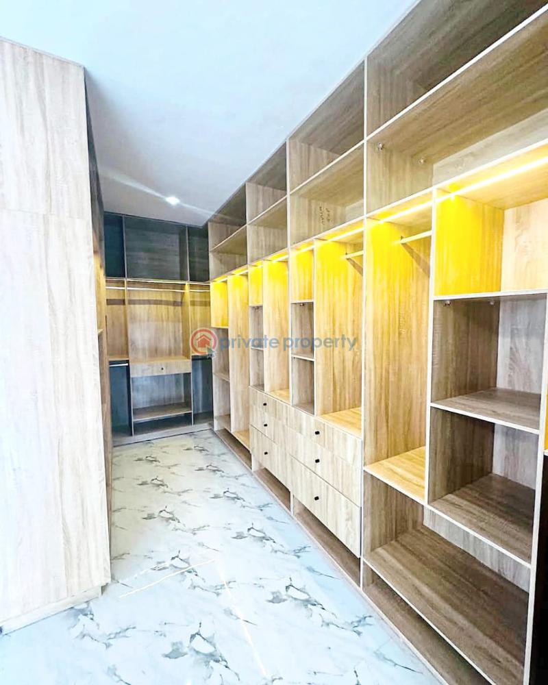 Spaciously built 4-bedroom terrace duplex - 10 4 bedroom Terraced Duplex For Sale Ikate Elegushi Lekki Lagos - 10