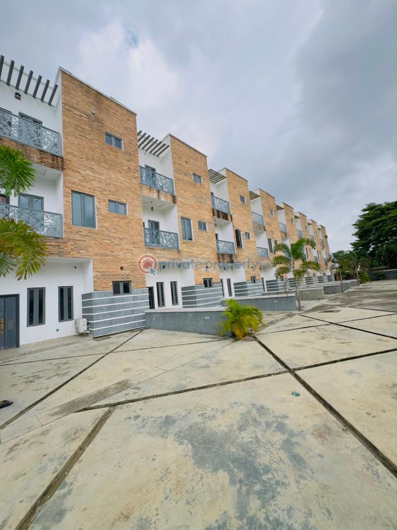 4 bedroom Terraced Duplex For Sale Spaciously Built 4 Bedroom Terrace Duplex Plus Bq , Ikeja Gra Ikeja GRA Lagos - 18