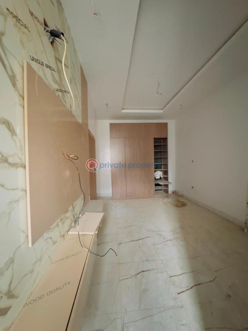 4 bedroom Terraced Duplex For Sale Spaciously Built 4 Bedroom Terrace Duplex Plus Bq , Ikeja Gra Ikeja GRA Lagos - 13