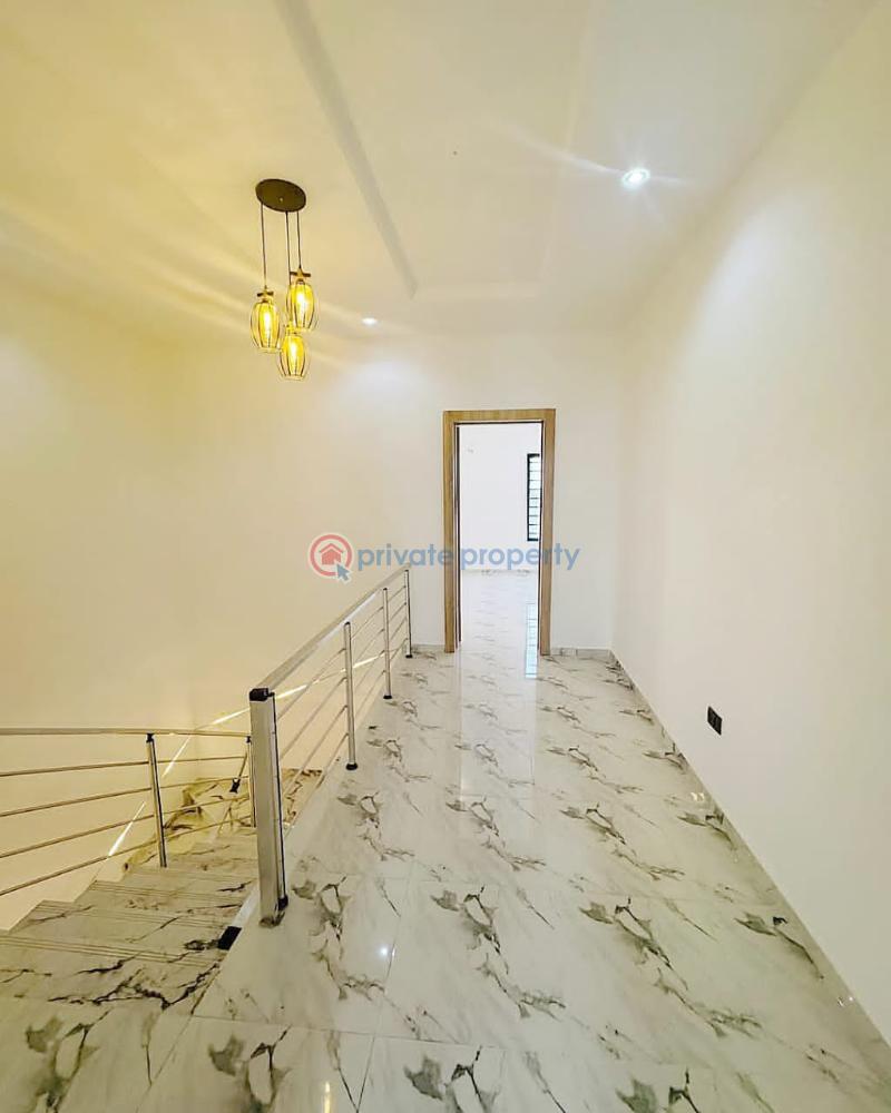 Spaciously built 4-bedroom terrace duplex - 11 4 bedroom Terraced Duplex For Sale Ikate Elegushi Lekki Lagos - 11