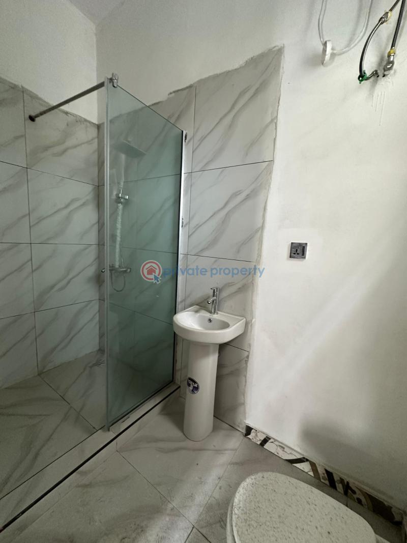 Spaciously built 4bedroom detached duplex with bq - 15 4 bedroom Detached Duplex For Sale Sangotedo Ajah Lagos - 15