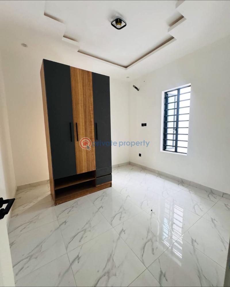 4 bedroom Semi detached Duplex For Sale Magodo Phase 1 Magodo Kosofe/Ikosi Lagos - 3