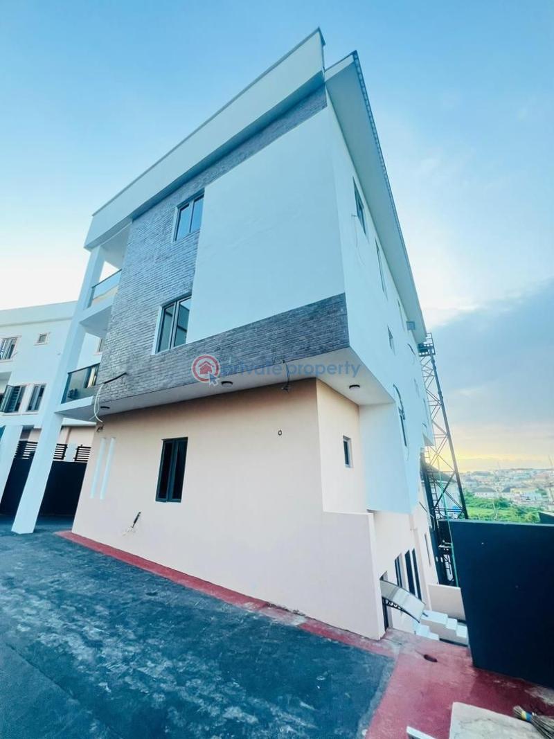 5 bedroom Detached Duplex For Sale Magodo GRA Phase 2 Kosofe/Ikosi Lagos - 1
