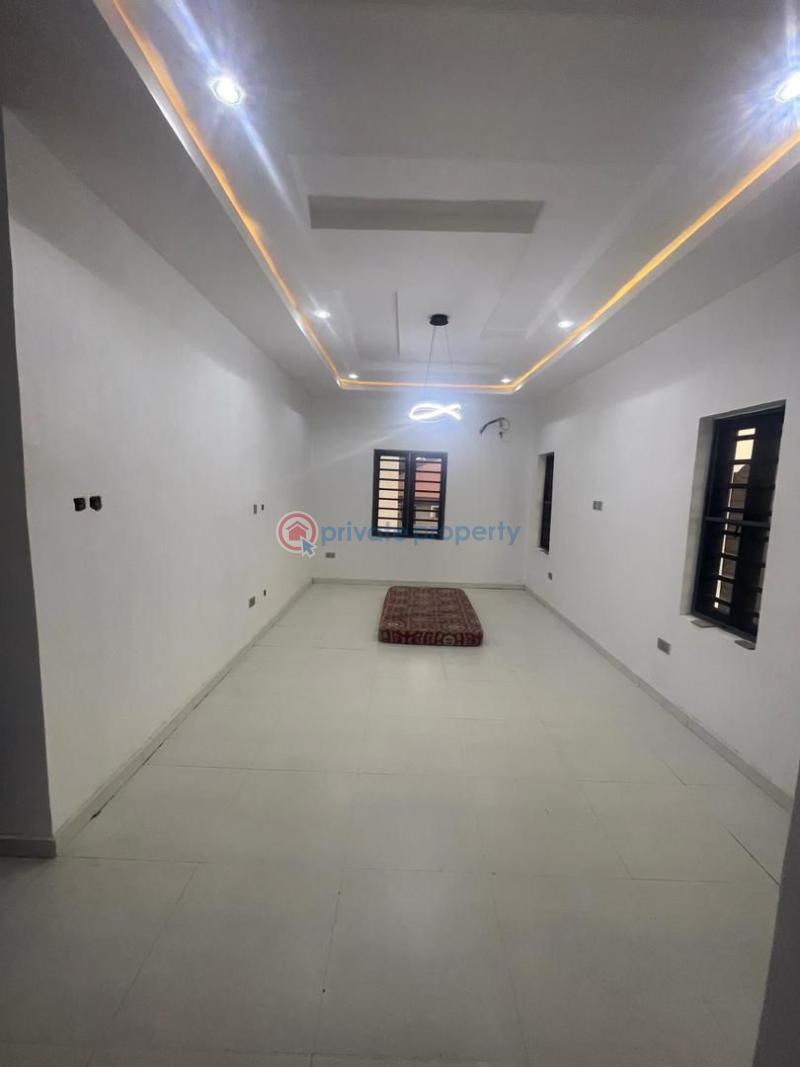5 bedroom Detached Duplex For Sale Magodo GRA Phase 2 Kosofe/Ikosi Lagos - 2