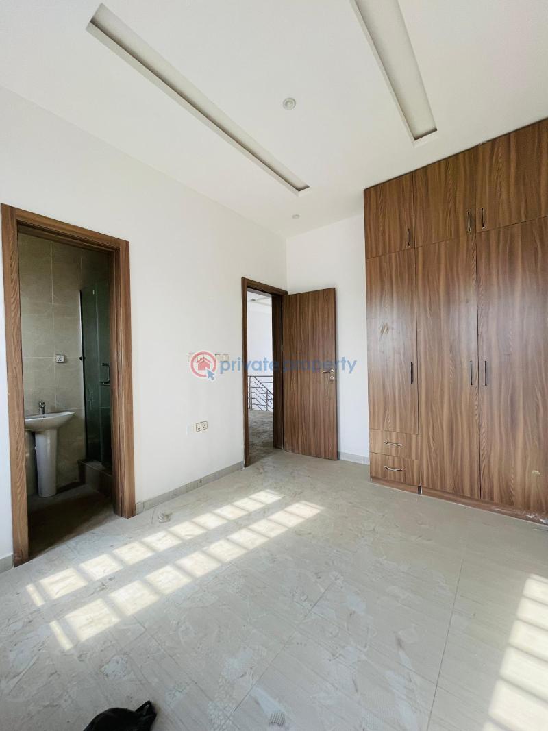 5 bedroom Detached Duplex For Sale Phase 2 Ogudu GRA Ojota Lagos - 14