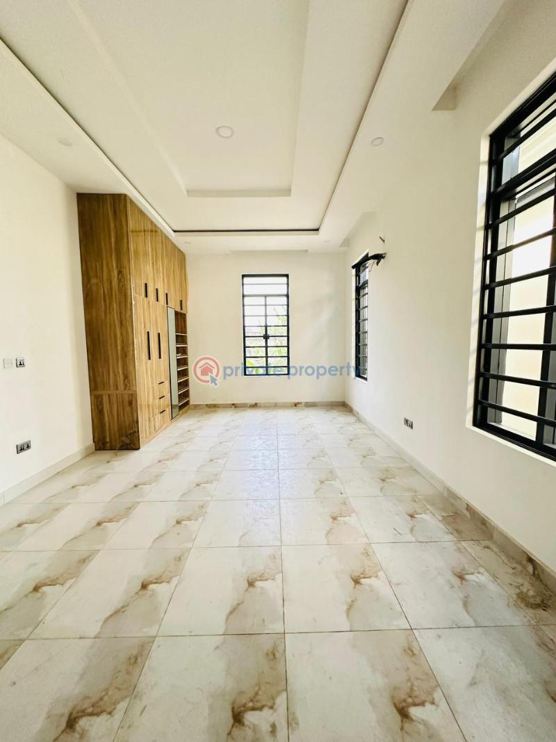5 bedroom Detached Duplex For Sale Omole Phase 1 Ojodu Lagos - 6