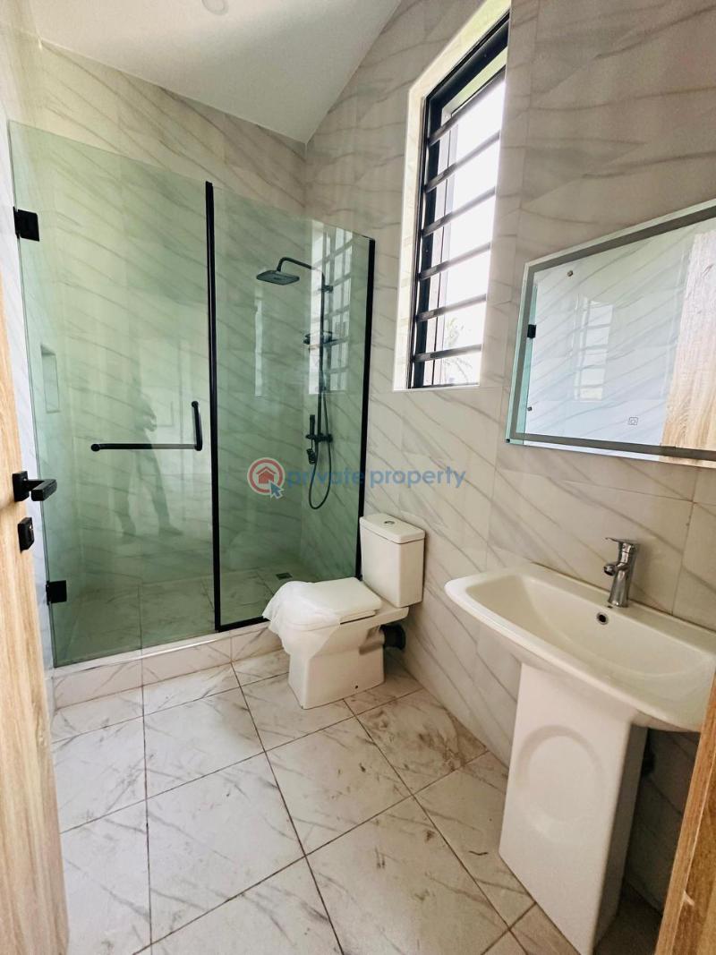 5 bedroom Detached Duplex For Sale Omole Phase 1 Ojodu Lagos - 10