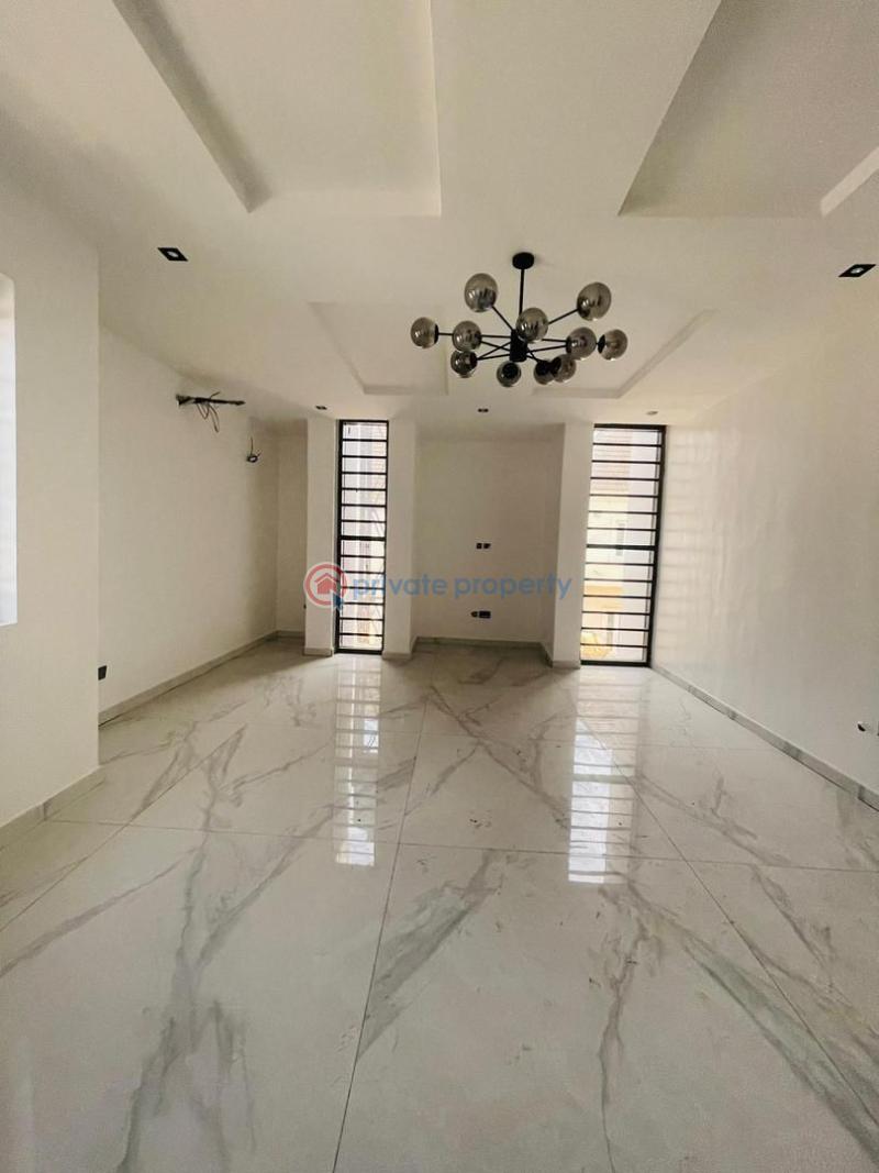 Spaciously built 5 bedroom fully detached duplex - 2 5 bedroom Detached Duplex For Sale Magodo GRA Phase 2 Kosofe/Ikosi Lagos - 2