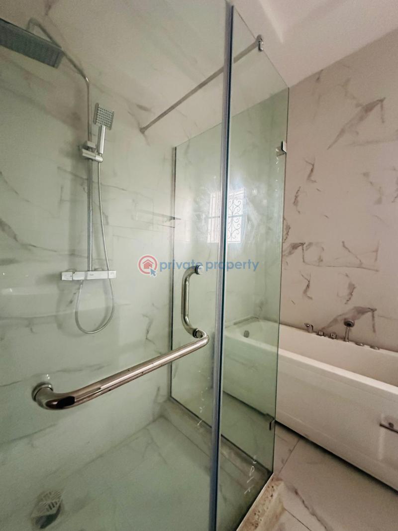 Spaciously built 5 bedroom fully detached duplex with a bq - 16 5 bedroom Detached Duplex For Sale Magodo GRA Phase 2 Kosofe/Ikosi Lagos - 16