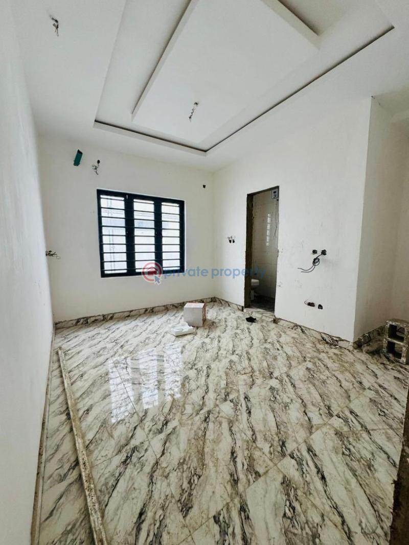 5 bedroom Detached Duplex For Sale Ogudu GRA Lagos - 2