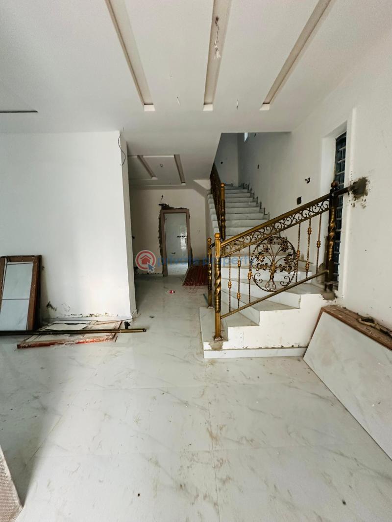 5 bedroom Detached Duplex For Sale Omole Phase 1 Ojodu Lagos - 1