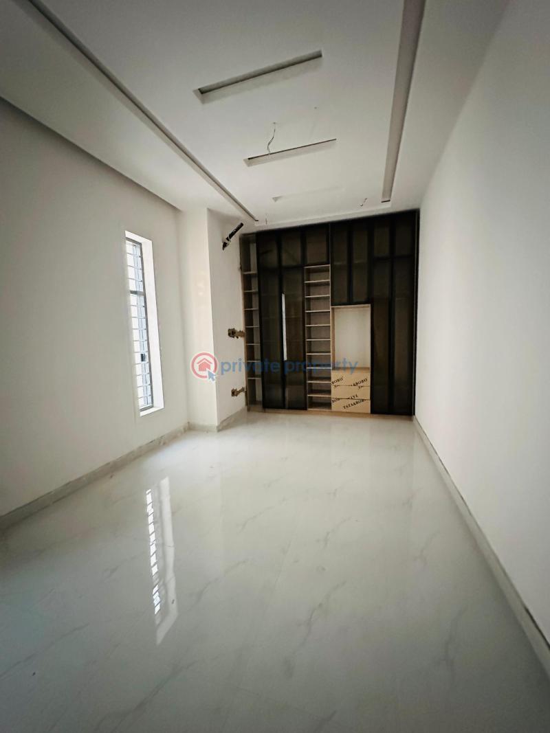 5 bedroom Detached Duplex For Sale Omole Phase 1 Ojodu Lagos - 0