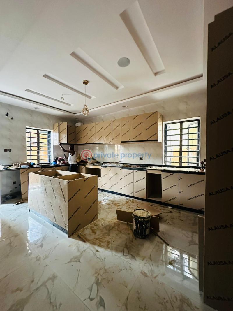 5 bedroom Detached Duplex For Sale Omole Phase 2 Ojodu Lagos - 4