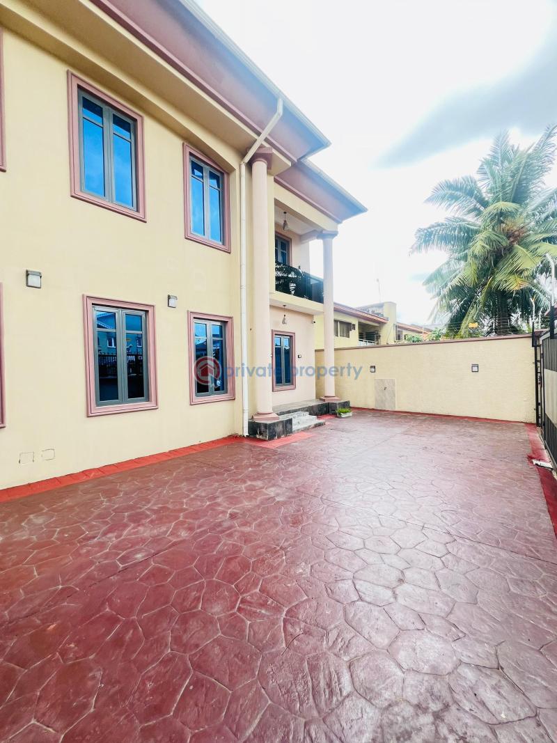 5 bedroom Detached Duplex For Sale Omole Phase 1 Ikeja Lagos - 2