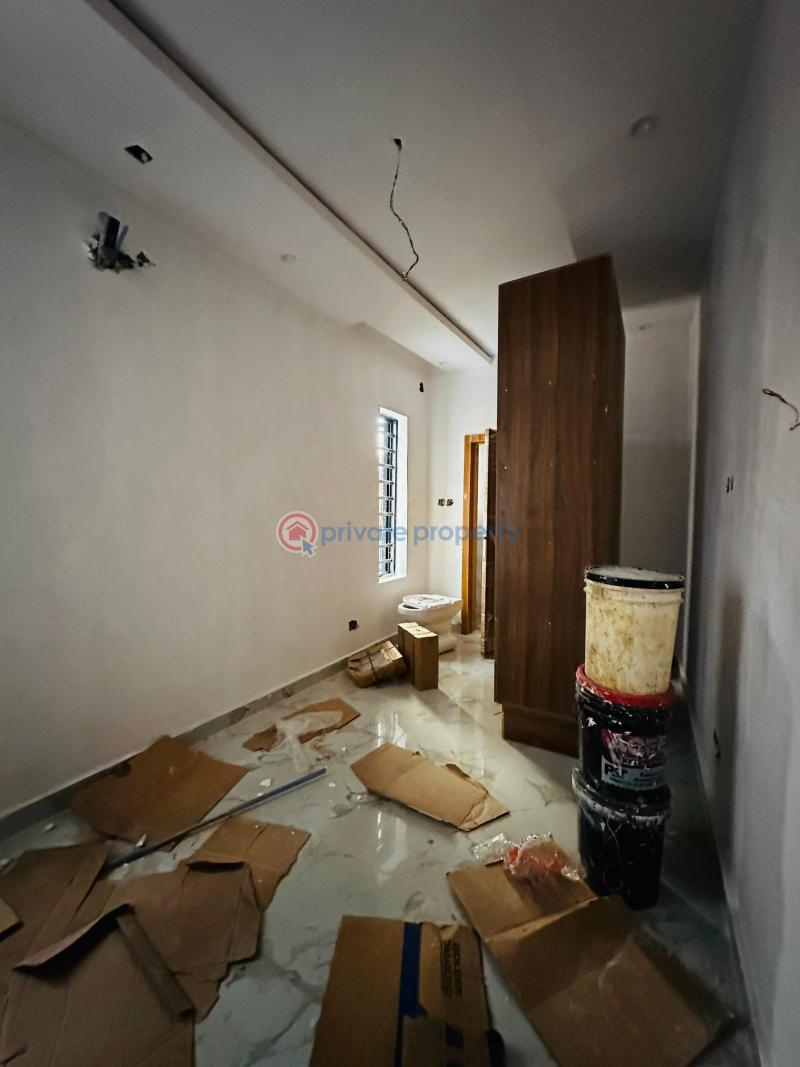 5 bedroom Detached Duplex For Sale Omole Phase 2 Ojodu Lagos - 7