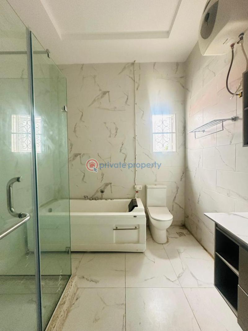 5 bedroom Detached Duplex For Sale Magodo GRA Phase 2 Kosofe/Ikosi Lagos - 0