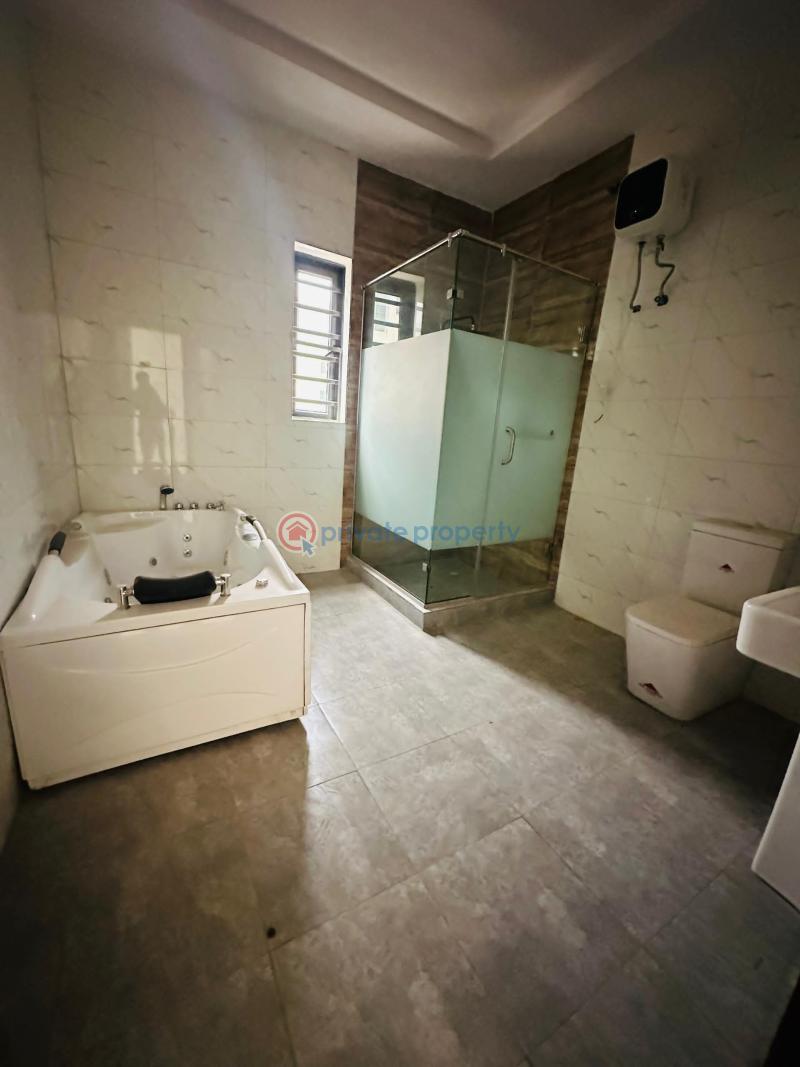 5 bedroom Detached Duplex For Sale Shangisha Magodo GRA Phase 2 Kosofe/Ikosi Lagos - 8