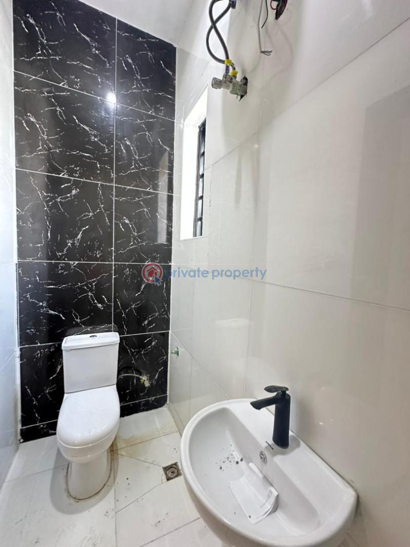 5 bedroom Detached Duplex For Sale Orchid Road Lekki Lagos - 19