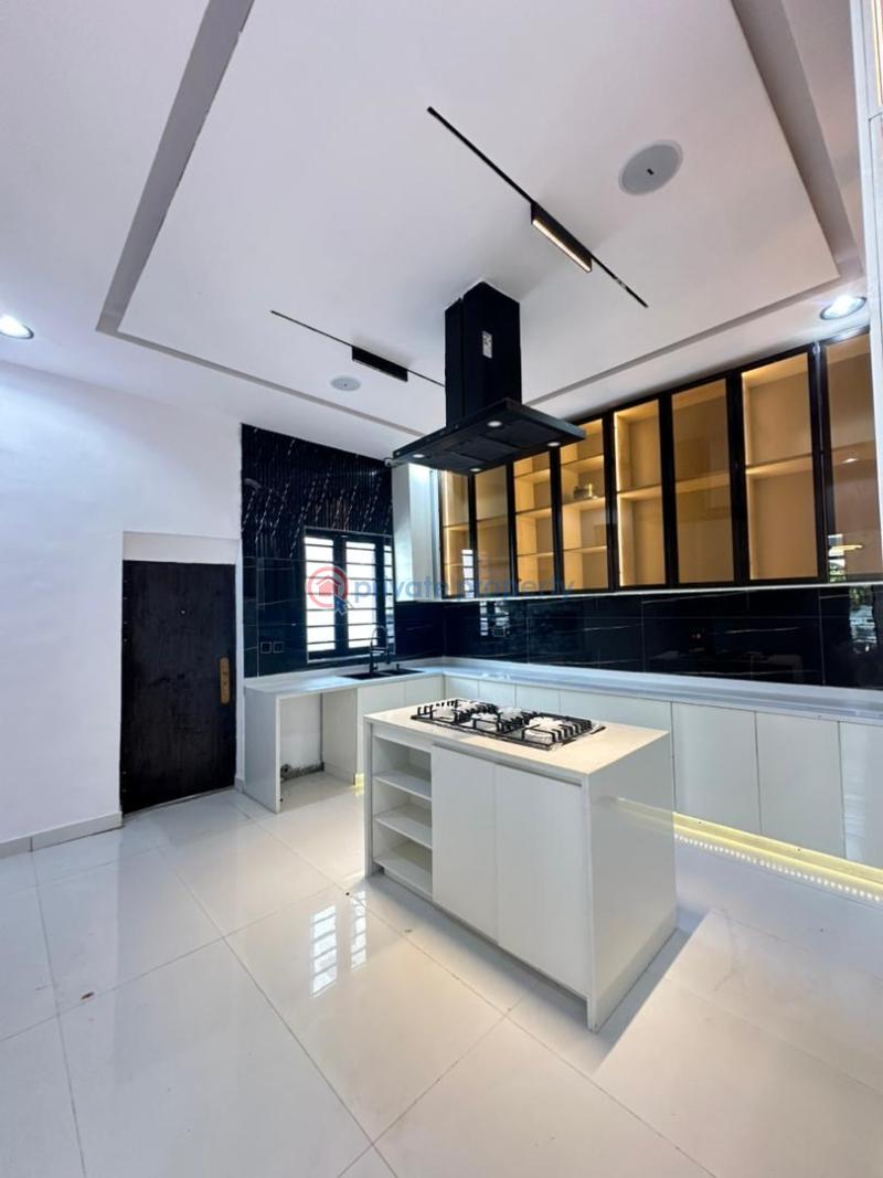 5 bedroom Detached Duplex For Sale Orchid Road Lekki Lagos - 3