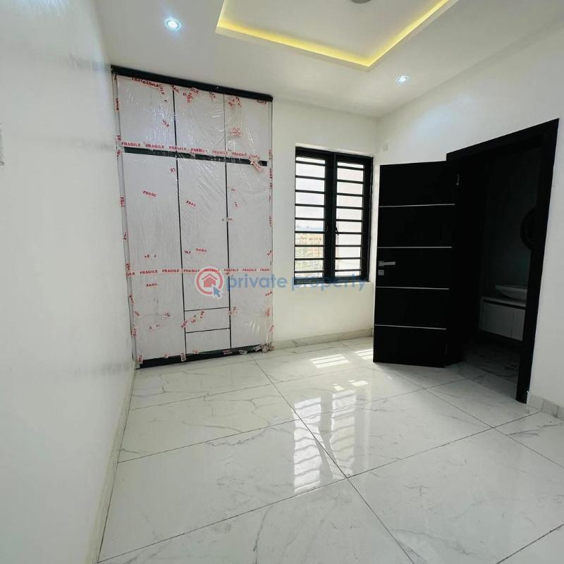 5 bedroom Detached Duplex For Sale Omole Phase 1 Ikeja  Lagos - 9