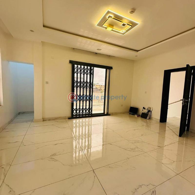 5 bedroom Detached Duplex For Sale Omole Phase 1 Ikeja  Lagos - 12