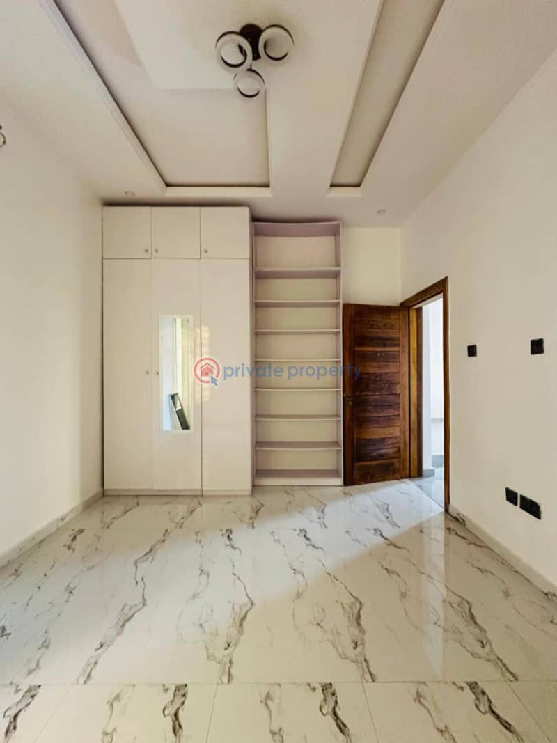 7 bedroom Detached Duplex For Sale Magodo GRA Phase 2 Kosofe/Ikosi Lagos - 10