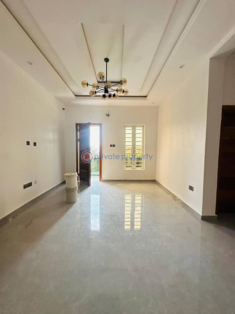 7 bedroom Detached Duplex For Sale Magodo GRA Phase 2 Kosofe/Ikosi Lagos - 2