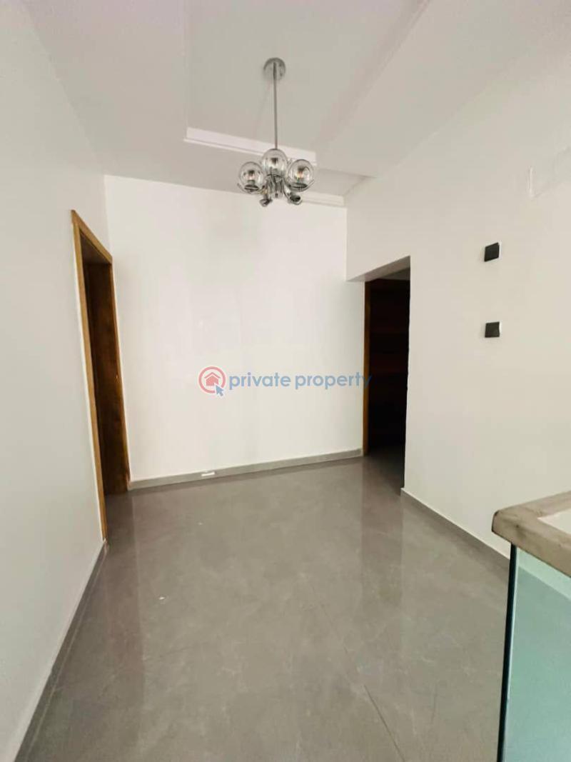 7 bedroom Detached Duplex For Sale Magodo GRA Phase 2 Kosofe/Ikosi Lagos - 4