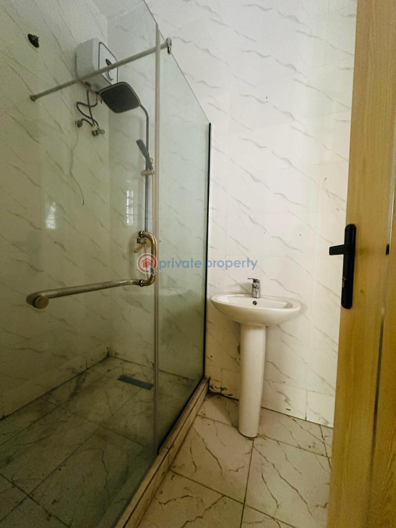 5 bedroom Detached Duplex For Sale Amuwo Odofin Lagos - 8