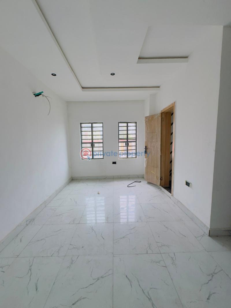 2 bedroom Block Of Flats For Sale Spaciously Crafted 2 Bedroom Apartments , Yaba Yaba Lagos - 12