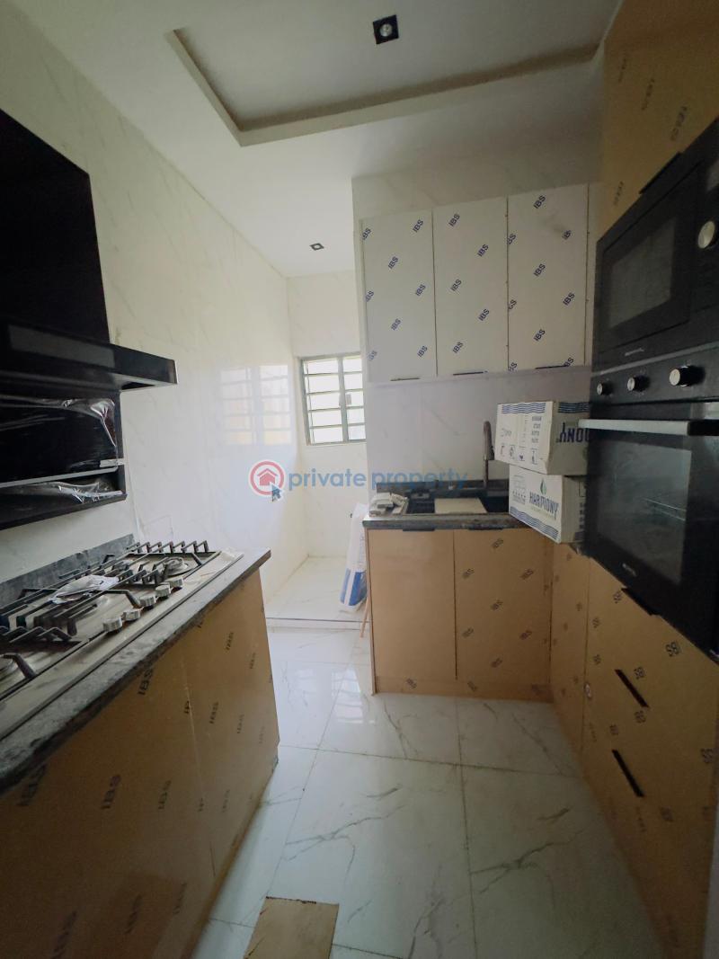 2 bedroom Block Of Flats For Sale Spaciously Crafted 2 Bedroom Apartments , Yaba Yaba Lagos - 4