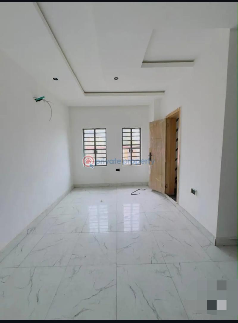 2 bedroom Block Of Flats For Sale Yaba Lagos - 8