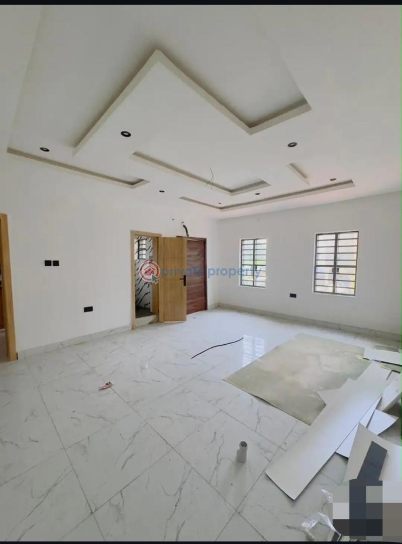 2 bedroom Block Of Flats For Sale Yaba Lagos - 3