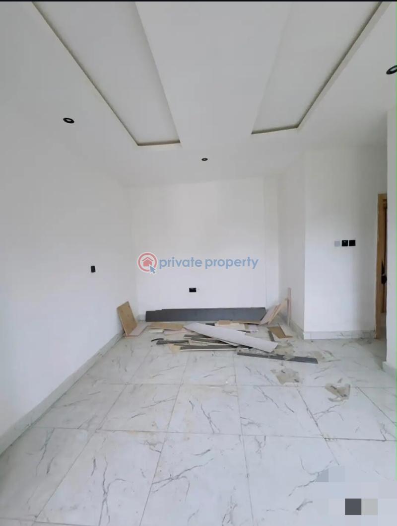 2 bedroom Block Of Flats For Sale Yaba Lagos - 6