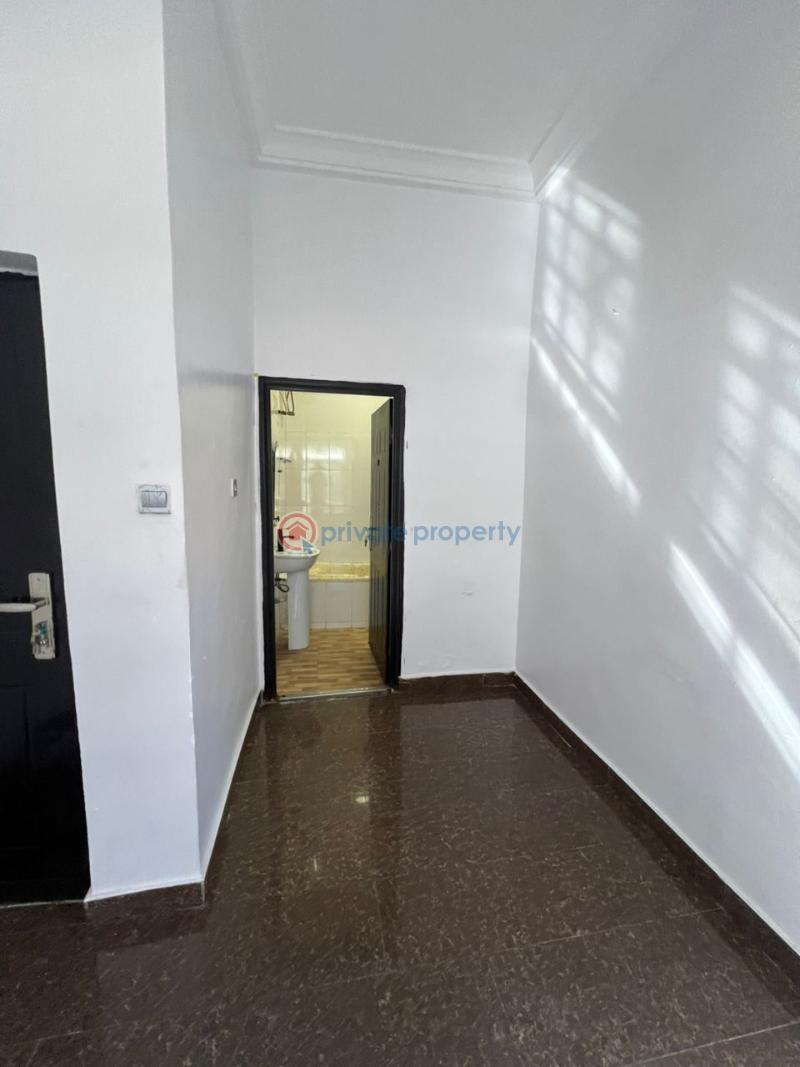 Sparkling & cozy ensuite apartment - 4 1 bedroom Shared Apartment For Rent Lanre Ire Idado Lekki Lagos - 4