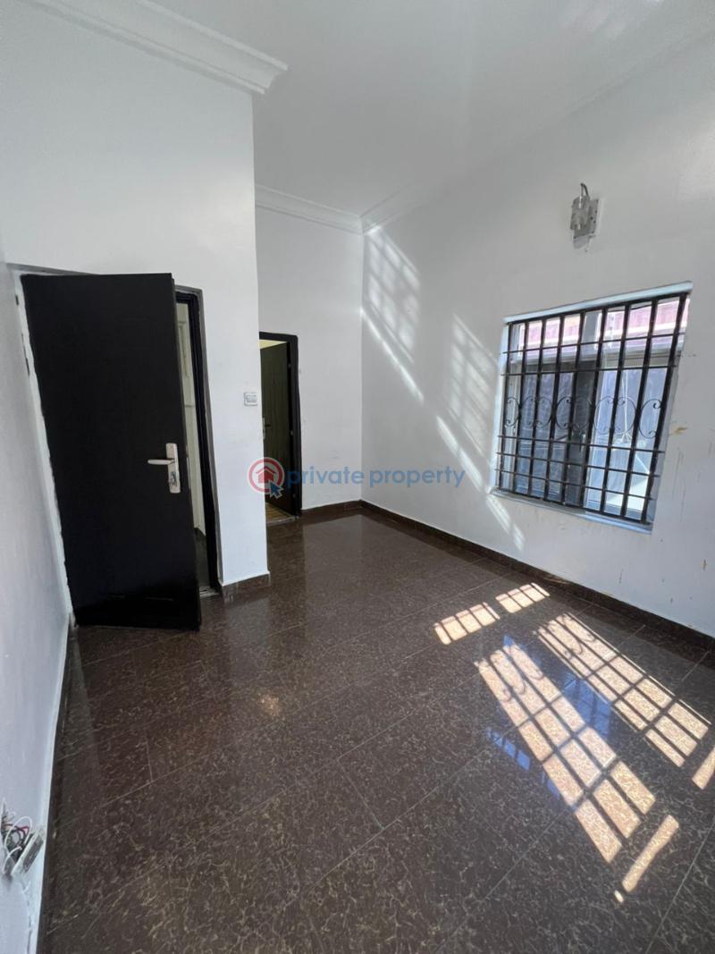 Sparkling & cozy ensuite apartment - 5 1 bedroom Shared Apartment For Rent Lanre Ire Idado Lekki Lagos - 5