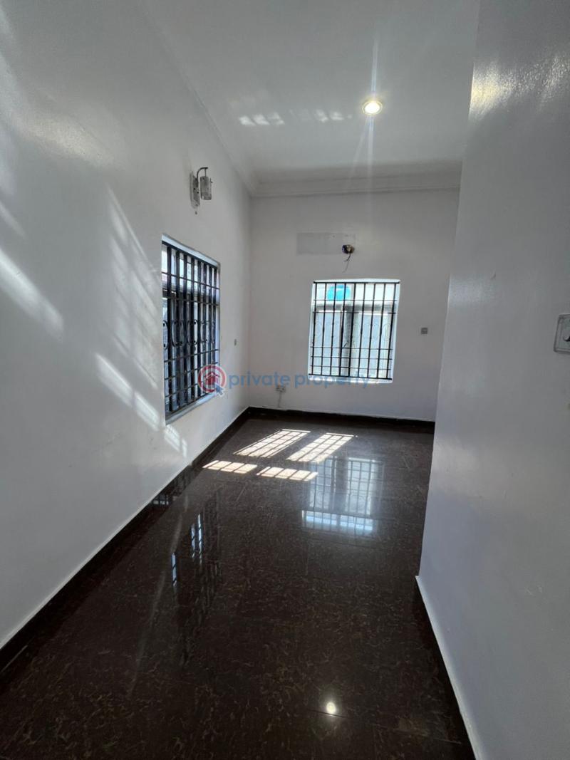 Sparkling & cozy ensuite apartment - 2 1 bedroom Shared Apartment For Rent Lanre Ire Idado Lekki Lagos - 2