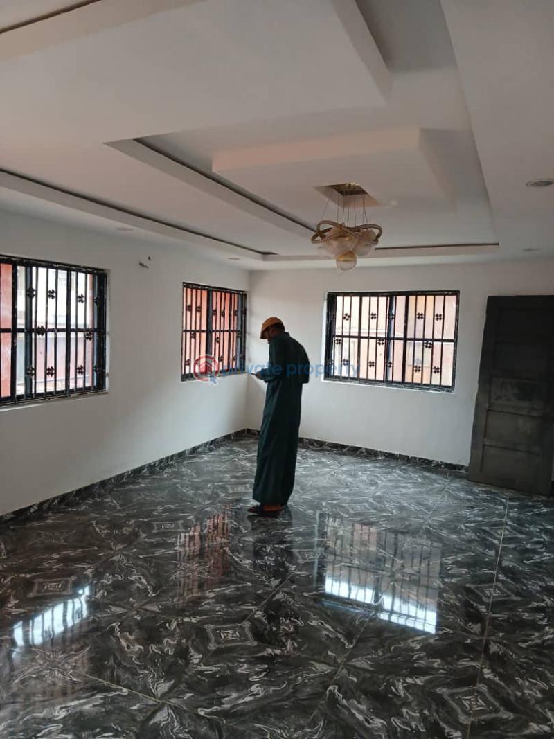 2 bedroom Flat & Apartment For Rent Badore Ajah Lagos