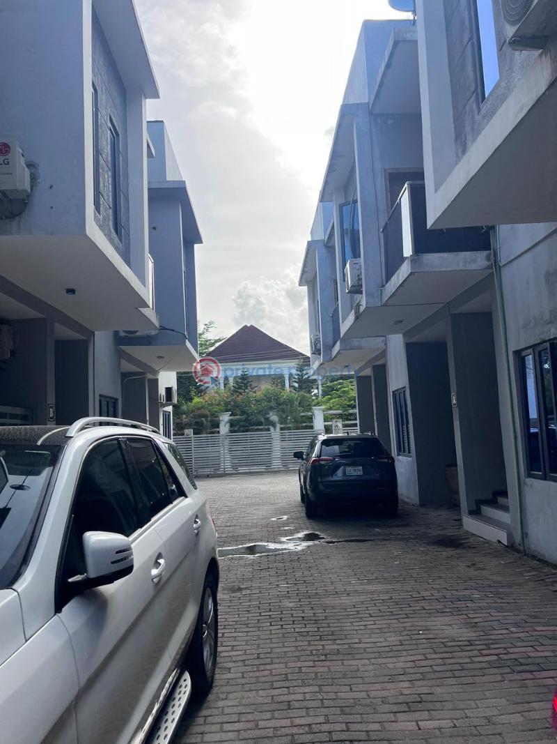 1 bedroom Mini Flat For Rent In An Estate Beside Domino Pizza Agungi Lekki Lagos - 0