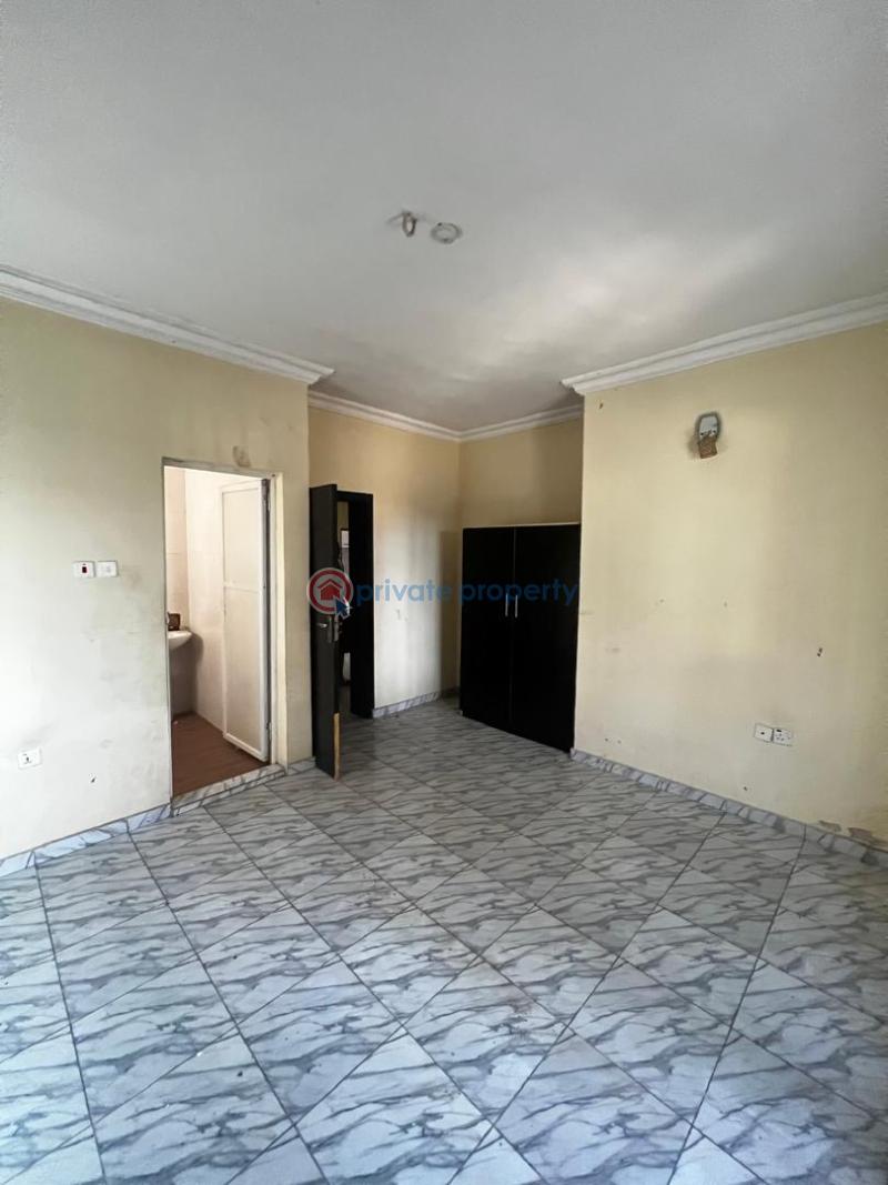 2 bedroom Flat & Apartment For Rent In Good Location In Magodo Ph1 Magodo GRA Phase 1 Ojodu Lagos - 2