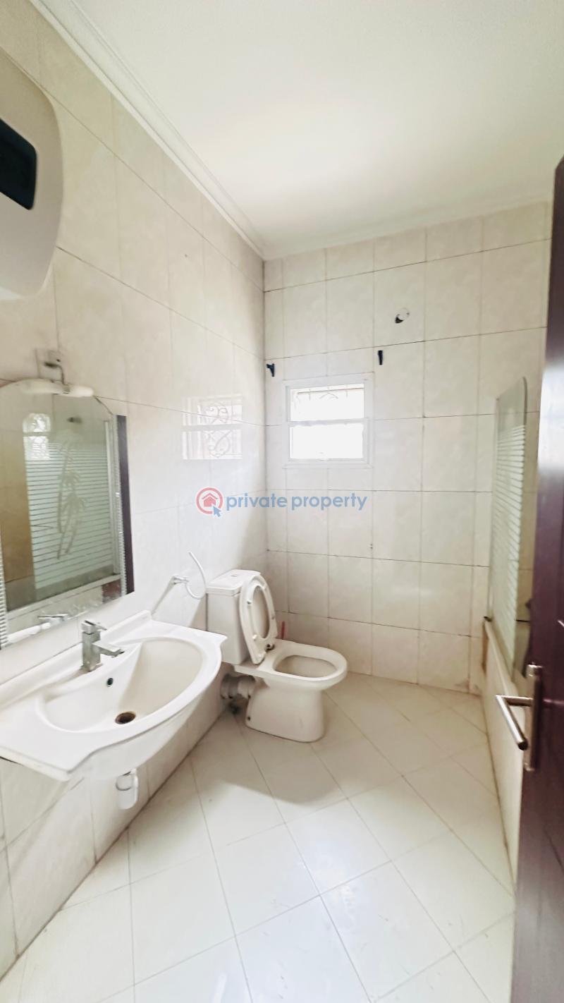 3 bedroom Block Of Flats For Sale Abijo G.r.a Majek Sangotedo Lagos - 8