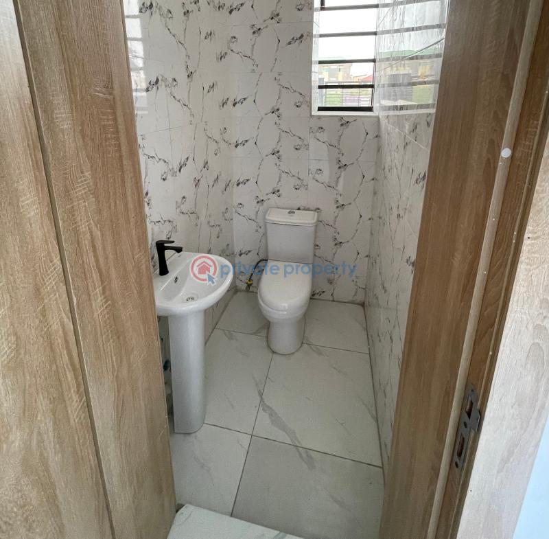 4 bedroom Terraced Duplex For Rent Ikota Lekki Lagos - 3